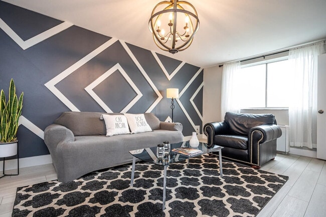 Building Photo - 215 Piedmont Ave NE