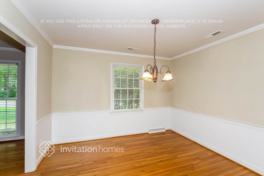 Building Photo - 6000 Sheppard Ct