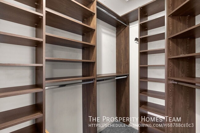 Building Photo - 2012 Cramer Point Ct