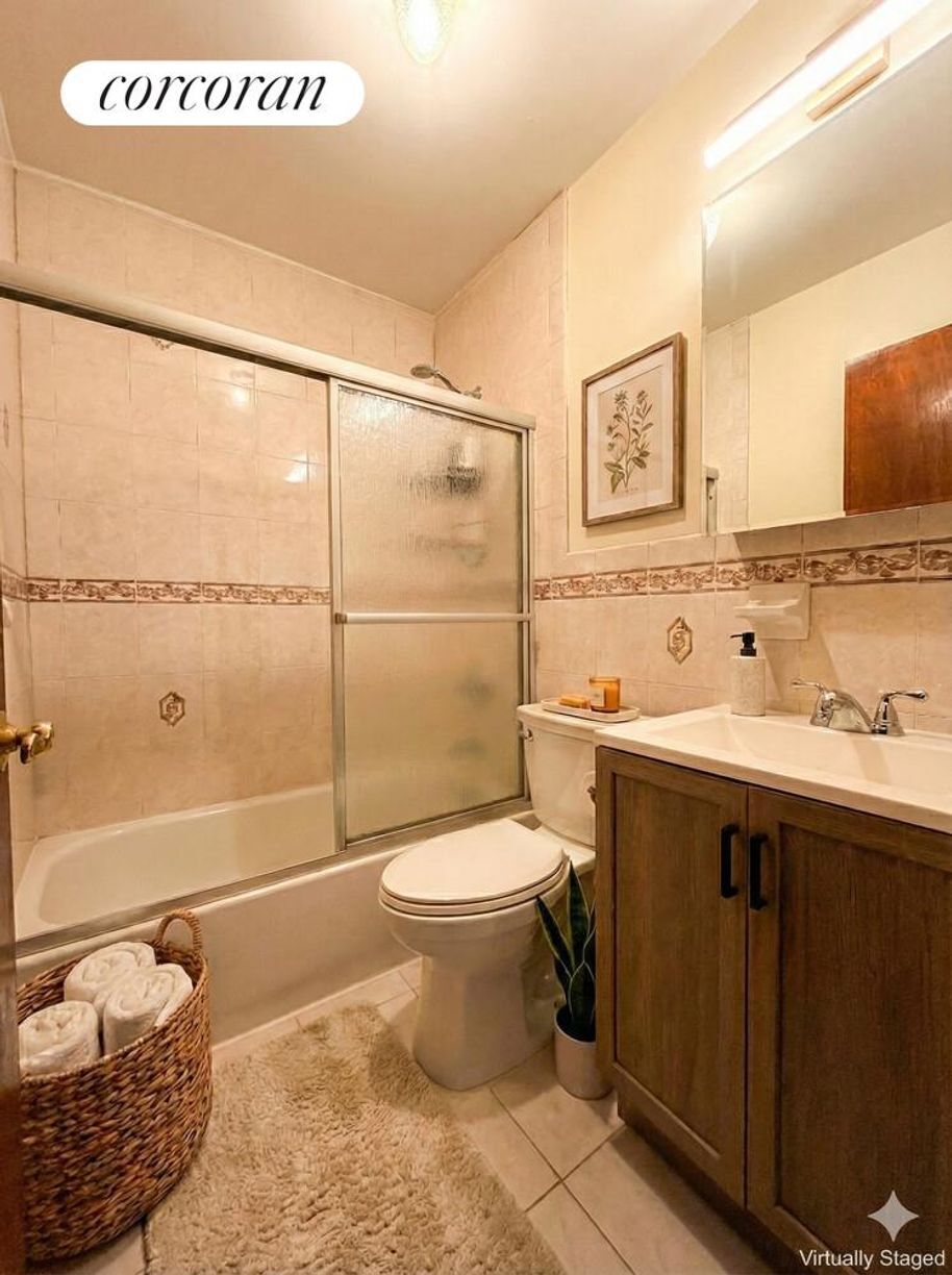 Building Photo - 184 Cooper St