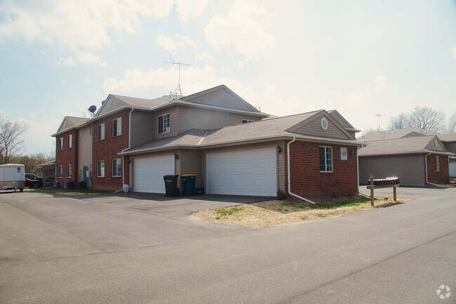 Building Photo - 1387 Dayton St