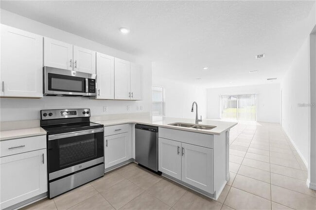 Building Photo - 4560 Ranunculus St