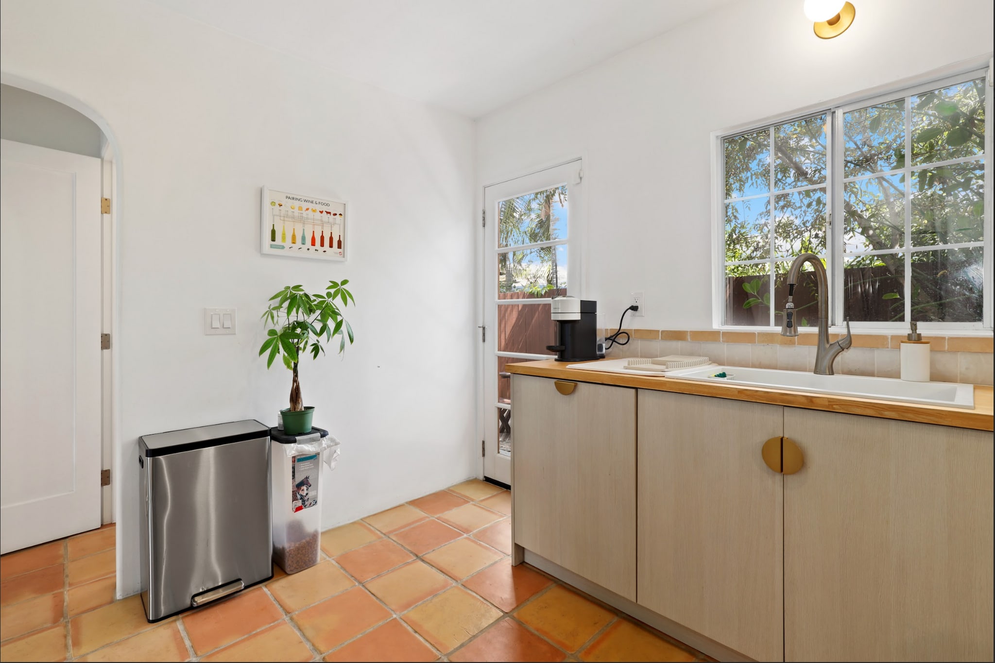 kitchen - 227 N Avenue 50