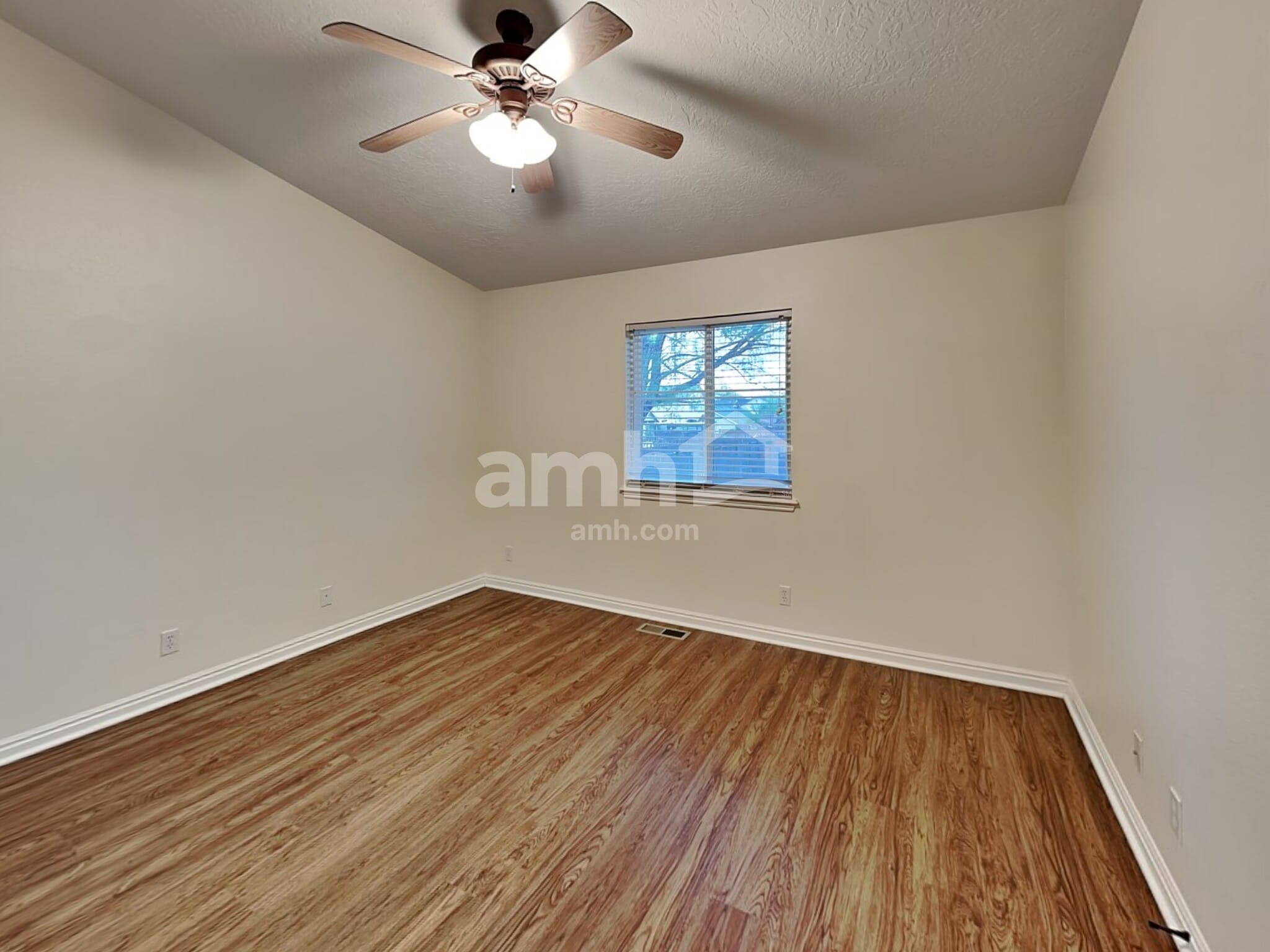 Building Photo - 1845 N Pingo Ave