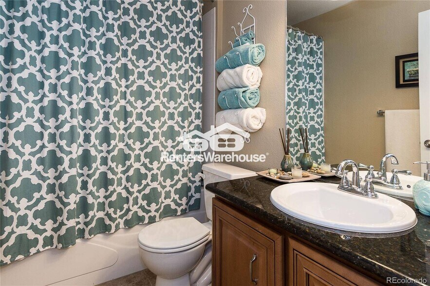 Building Photo - 1765 S Buchanan Cir