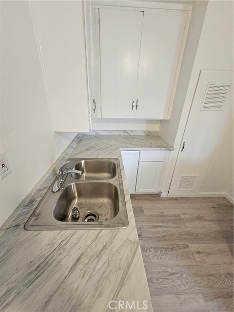 Building Photo - 2666 N Waterman Ave