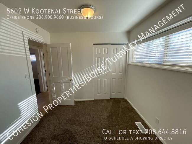 Building Photo - Newly Remodeled 3 Bedroom near Overland Rd!