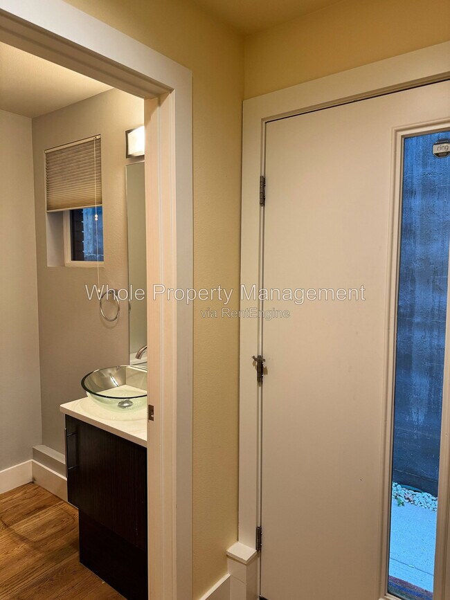 Building Photo - 3032 Zuni St