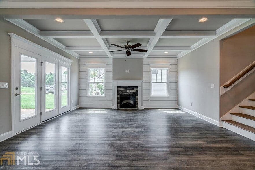 Building Photo - 1070 Bridle Trl