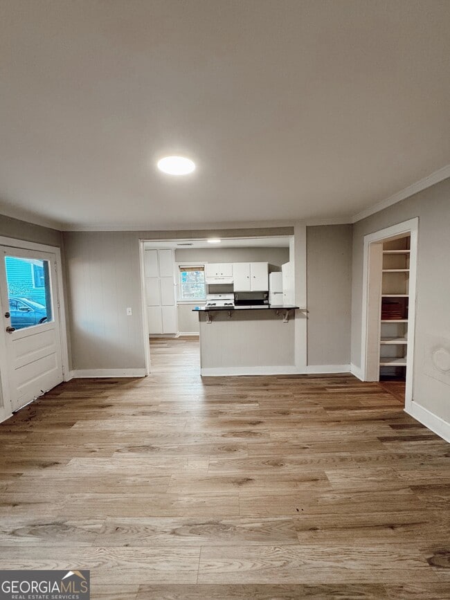 Building Photo - 275 Boulevard Heights