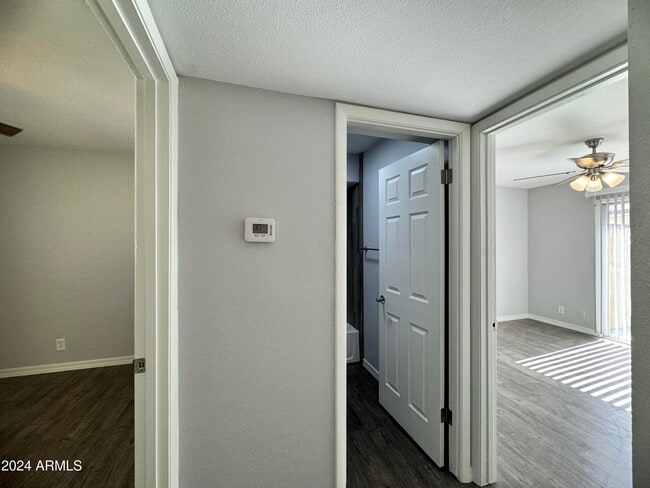 Building Photo - 6721 E McDowell Rd