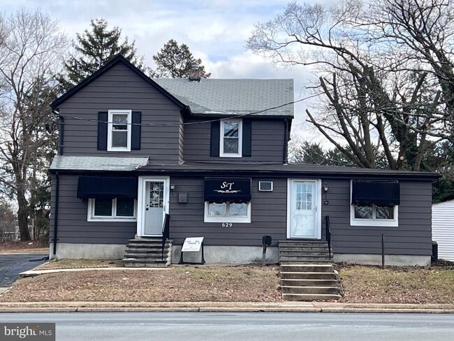 Building Photo - 629 White Horse Ave