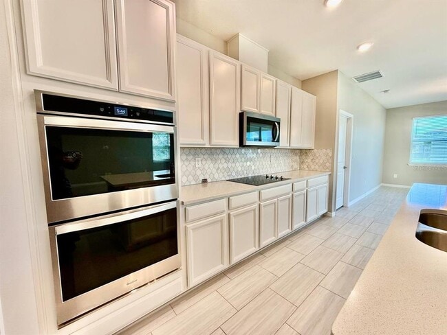 Building Photo - 34329 Evergreen Hill Ct