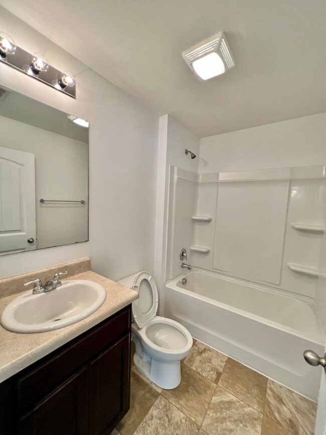 Building Photo - Home in Moundville, AL for Rent! COMING SOON!