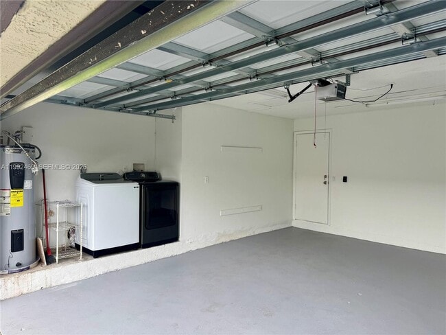 Building Photo - 2159 Baton Rouge