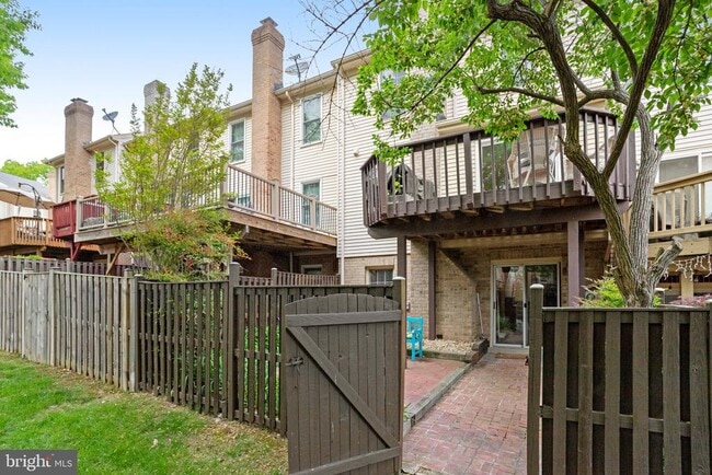 Building Photo - 7415 Salford Ct
