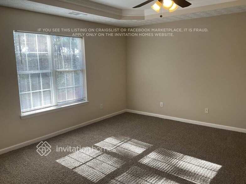 Building Photo - 2070 Dartmoth Way