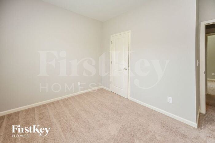 Building Photo - 530 Sunrise Ln