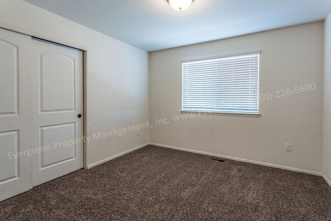 Building Photo - 491 Havenbrook Dr