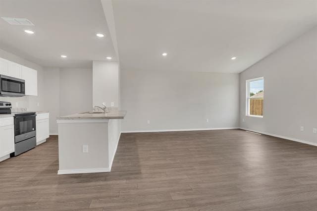 Building Photo - 137 Brooke Dr