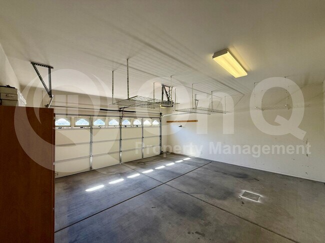 Building Photo - 3259 S Lakeside Ridge Loop