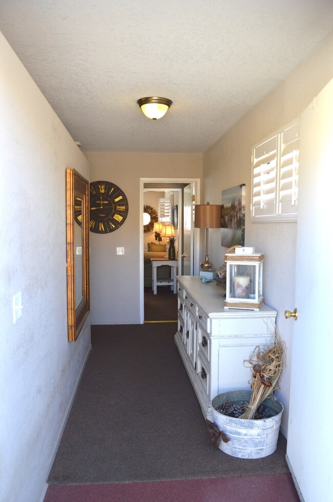 Building Photo - FULLY FURNISHED 1 BEDROOM 1 BATH COUNTRY HOME AVAILABLE ALL UTILITIES INCLUDED