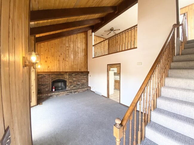 Building Photo - 648 N 1050 W