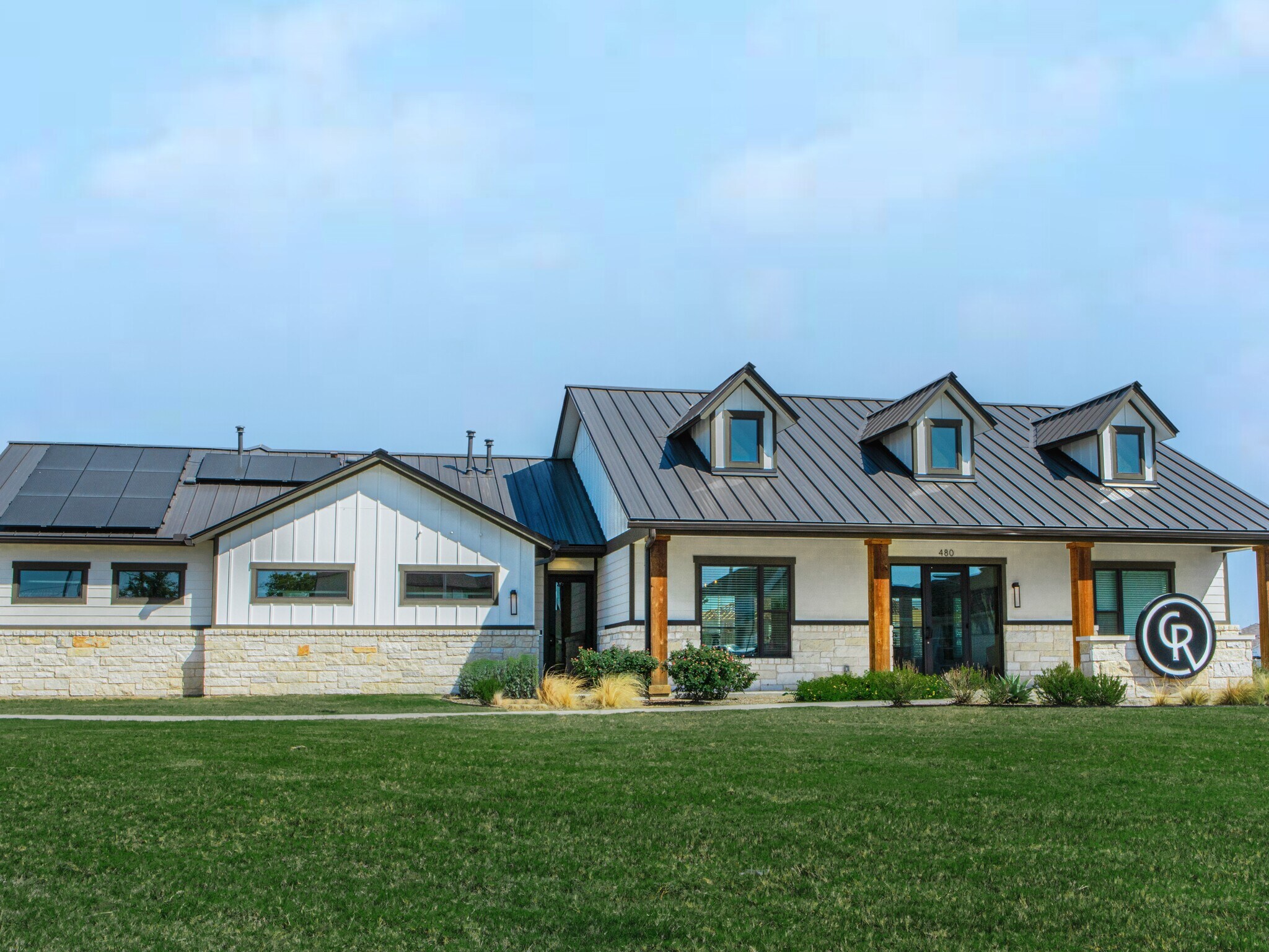 Building Photo - 2725 Lillybrook Ln