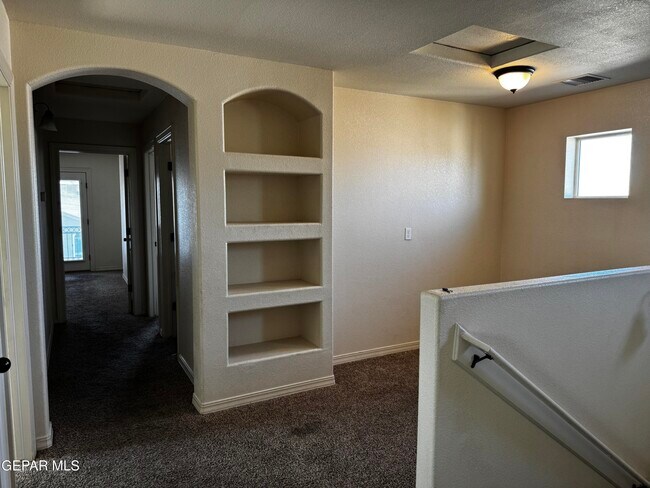 Building Photo - 12641 Paseo Rae Ave