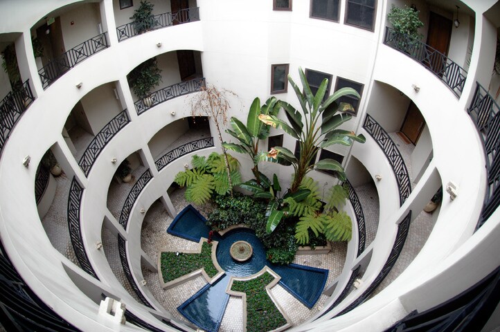 Building Photo - 10305 Almayo Ave