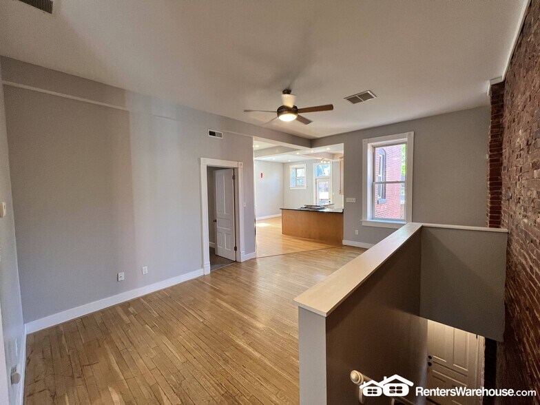 Building Photo - 4336 Laclede Ave