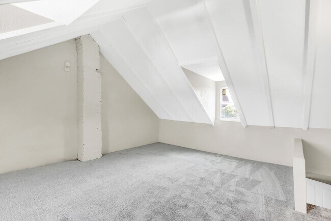 Building Photo - Cozy 3 Bedroom, 1 Bath Home in York, Pa!