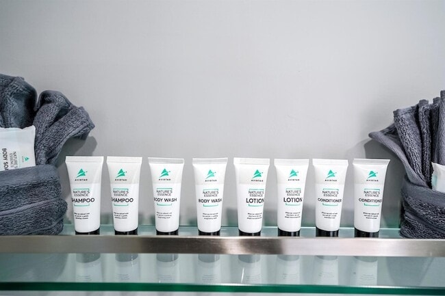 Building Photo - 2531 NE 47th St