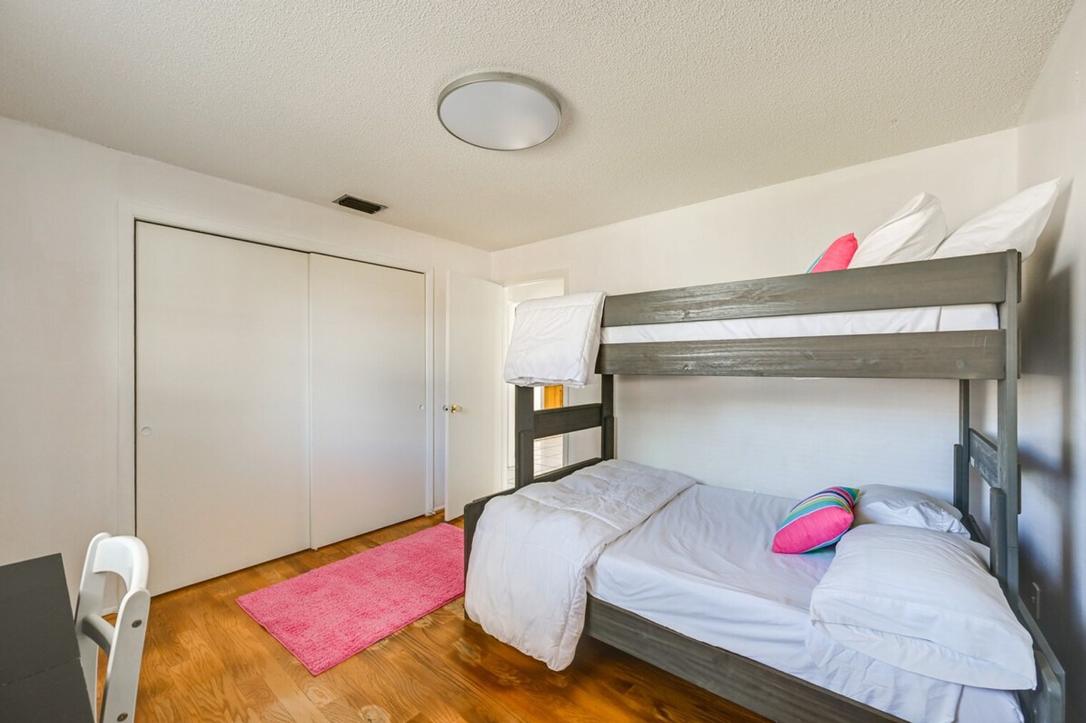 Building Photo - 4261 Pearl Harbor Dr