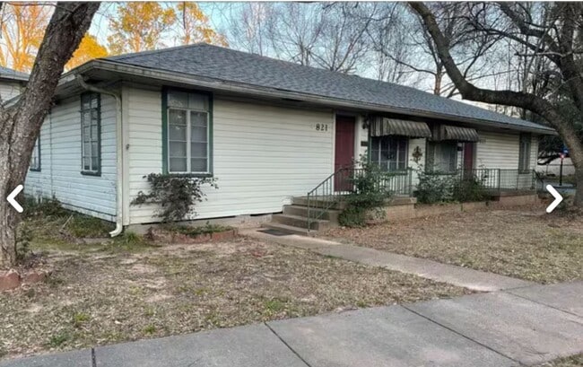 Primary Photo - Cozy 2 Bed 1 Bath In the Garden District