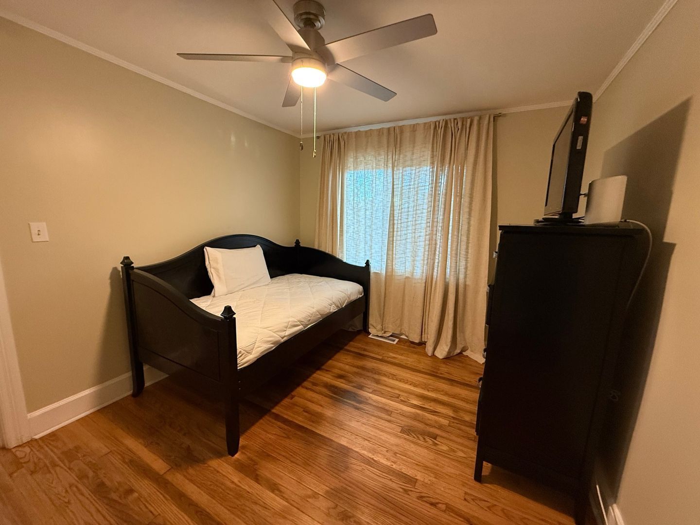 Building Photo - 2668 Madden Dr