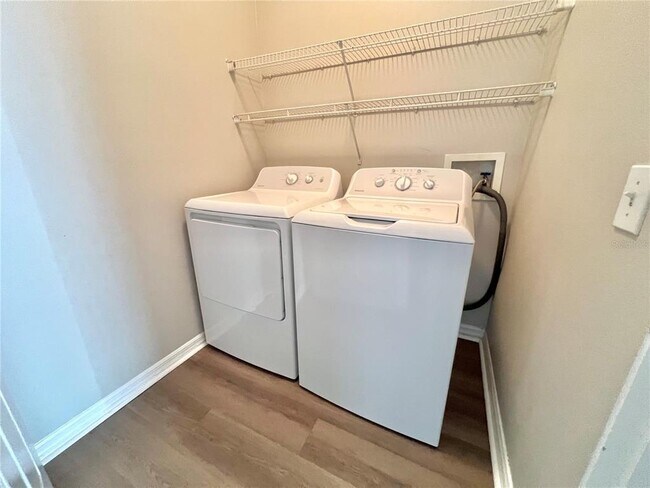 Building Photo - 10423 Glen Willow Ln