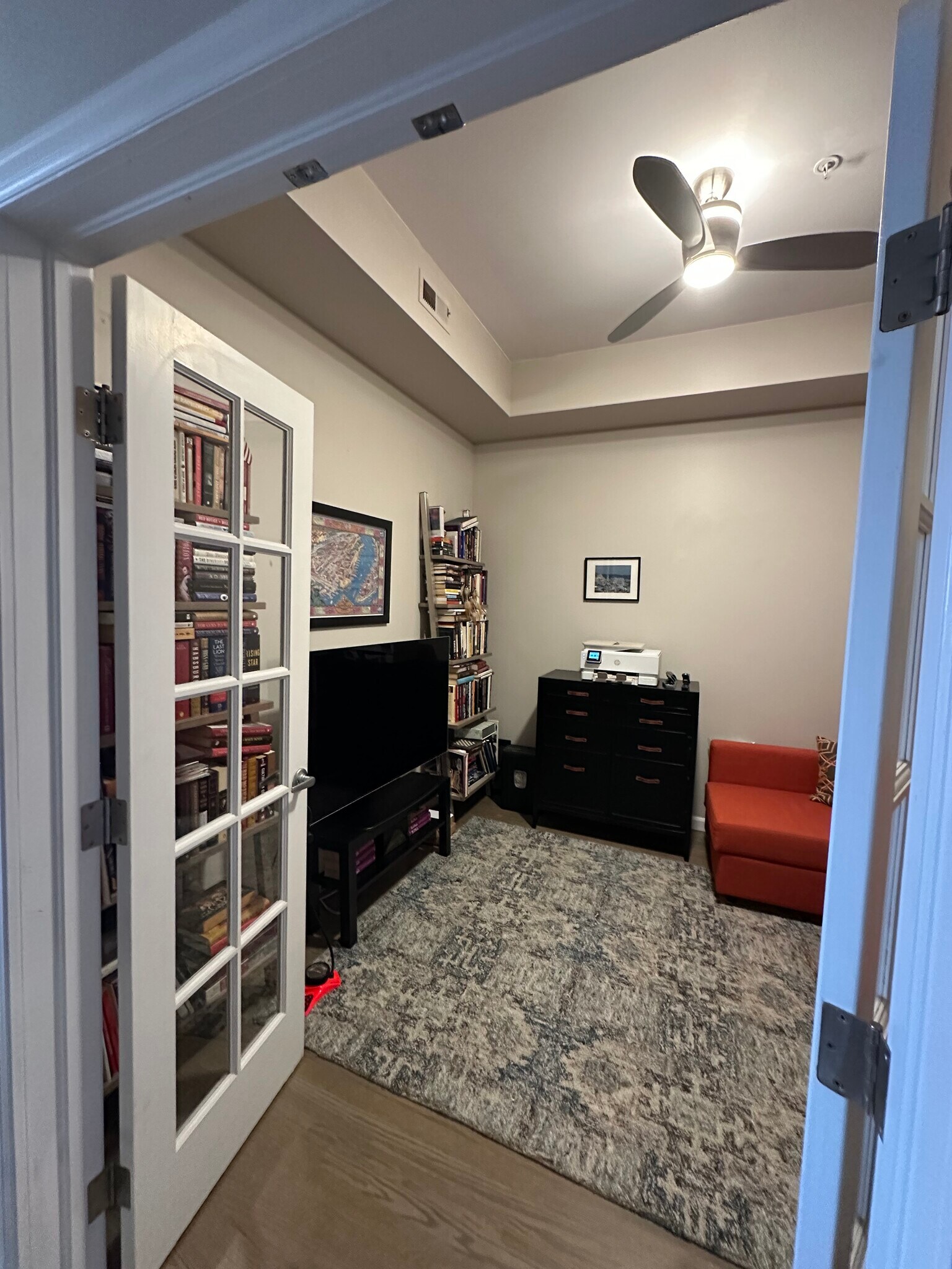 view into study/office/den. 10' x 12' - 7820 Inverness Blvd