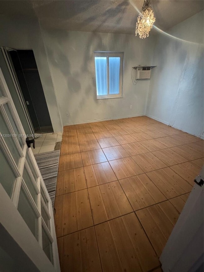 Building Photo - 1120 SW 73rd Ave