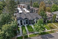 Building Photo - 2015 W 9th Ave