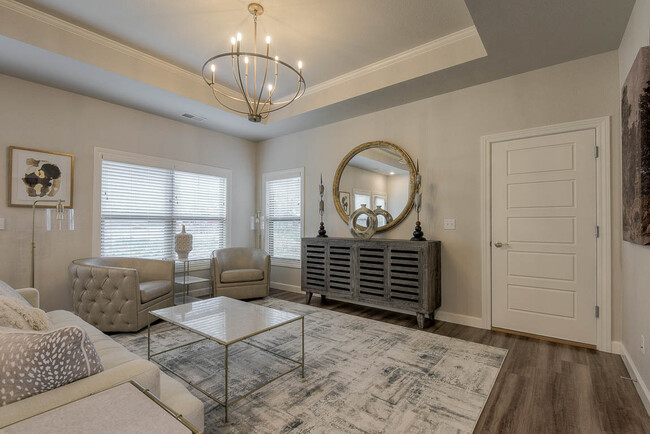 Great Room/ Living Area - 9727 Montclaire Dr