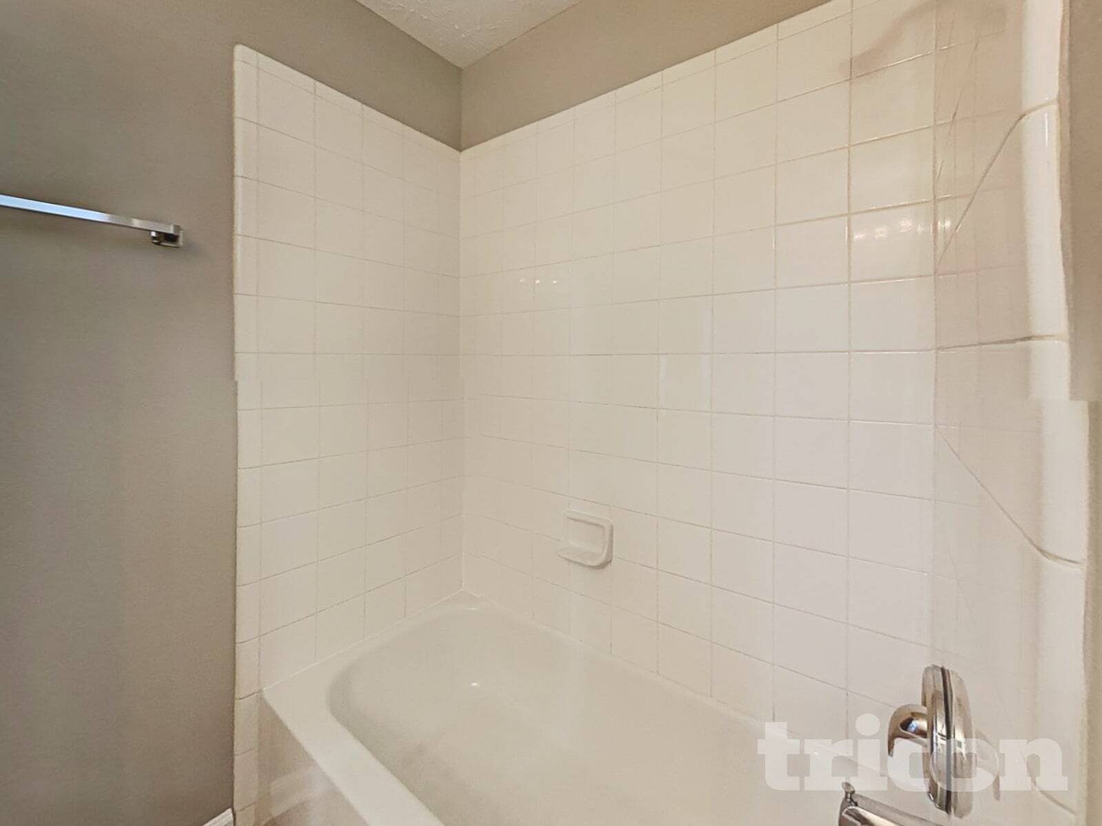 Building Photo - 24118 Skywing Ct