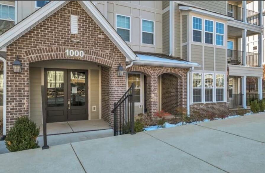 Ground floor unit - 1000 Vintage Green Ln