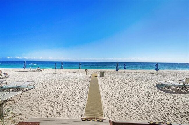 Building Photo - 3550 Galt Ocean Dr