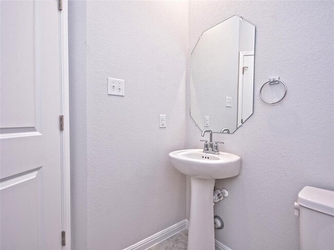 Building Photo - 13602 Rosebud Isle Dr