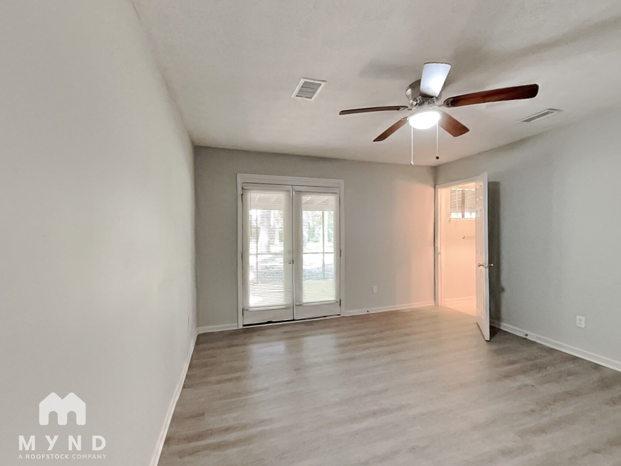 Building Photo - 8275 Brittany Ln
