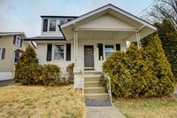 Building Photo - 903 Loney St