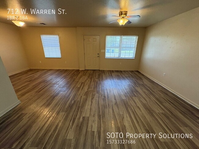 Building Photo - 712 Warren St