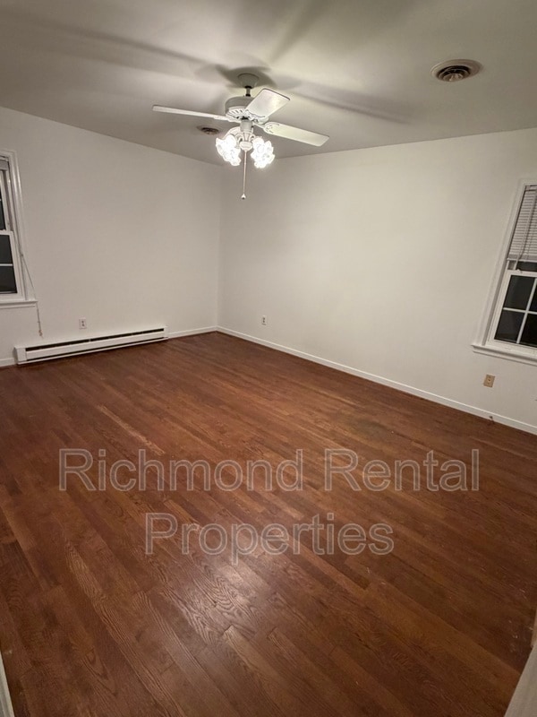 Building Photo - 10100 Bayham Dr