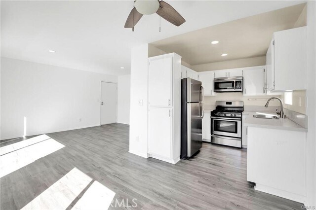 Building Photo - 4406 Cahuenga Blvd